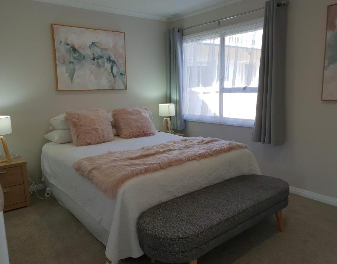 Rose Unit 1 Rotorua-accommodation&spa